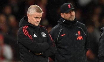 Nóng: MU tiếp tục tin tưởng HLV Solskjaer, ngừng đàm phán với Conte