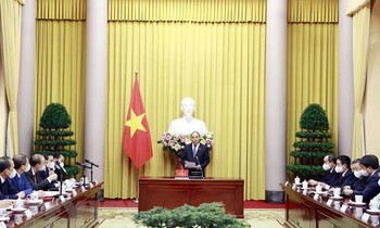 Chủ tịch nước Nguyễn Xuân Phúc giao nhiệm vụ cho các tân đại sứ
