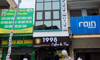 Xử phạt quán cà phê cung cấp 'kẹo lạ' khiến 13 học sinh dương tính ma túy