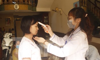 Hơn 300 nghìn người dân Hạ Long được kiểm tra y tế