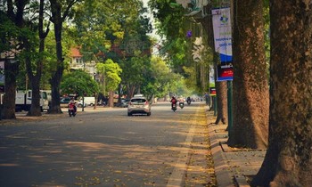 Miền Bắc tăng nhiệt, miền Nam mưa trái mùa