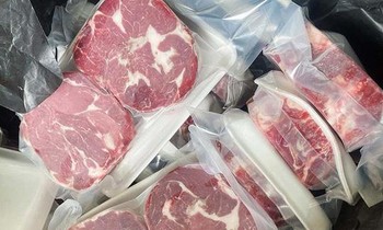 Chi cả triệu đồng thuê người tảo mộ dịp Tết Thanh minh