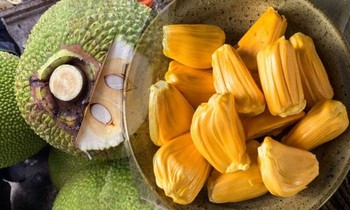 Mít Thái tràn về Hà Nội giá chỉ 10.000đ/kg; ngân hàng thanh lý rẻ loạt xe sang tiền tỉ