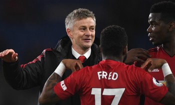 Solskjaer đổ lỗi MU thua vì vắng... Fred