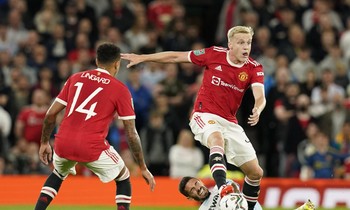 'Bom xịt' của MU trên đường cập bến Newcastle