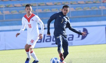 Chơi tệ, U23 Thái Lan đổ tại mặt sân