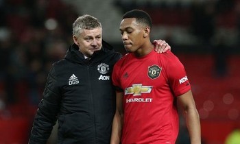 HLV Solskjaer sẽ mất Martial trong 2 trận tới