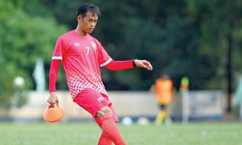 Tiền vệ Nguyễn Vũ Phong