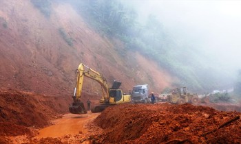 Nỗ lực thông tuyến đường Hồ Chí Minh nhánh Tây qua tỉnh TT-Huế