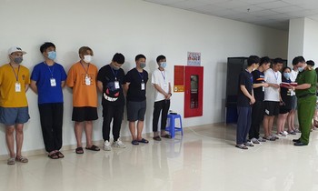 Nhóm người Trung Quốc cư trú trái phép tại quận Nam Từ Liêm (Hà Nội)