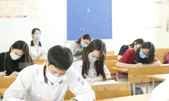 Các trường chủ động bố trí lịch kiểm tra đánh giá định kỳ; nếu học sinh có thể đến trường thì kiểm tra tại trường là tốt nhất Ảnh: Như Ý