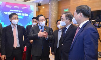 Sản xuất, chế biến cá tra xuất khẩu ảnh: cảnh kỳ