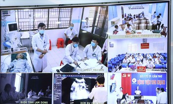 Hình ảnh từ các bệnh viện tuyến tỉnh được truyền trực tiếp về Trung tâm hội chẩn tư vấn khám, chữa bệnh từ xa