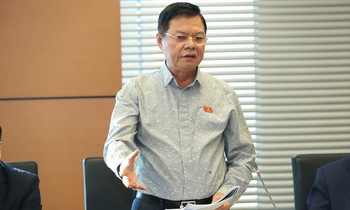 Đại biểu Đào Thanh Hải, Phó Giám đốc Công an Hà Nội cho biết đang có nhiều công an bán chuyên trách cấp xã xin nghỉ việc Ảnh: Nhật Minh