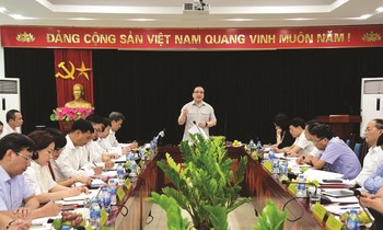 Bí thư Thành ủy Hoàng Trung Hải làm việc với Trung tâm xúc tiến Đầu tư, Thương mại Du lịch Hà Nội (HPA)