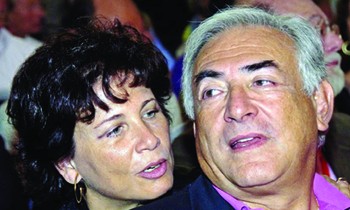 Ông Dominique Strauss-Kahn và vợ - phóng viên truyền hình nổi tiếng Anne Sinclair Ảnh: DPA