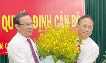 Ông Trần Văn Nam giữ chức Bí thư huyện Bình Chánh
