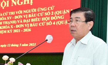 Tiếp xúc cử tri, Chủ tịch TPHCM hứa không quan liêu, tham nhũng