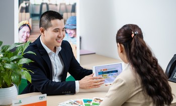 Vietcombank và FWD triển khai hợp tác độc quyền phân phối bảo hiểm qua ngân hàng