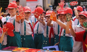 Tập huấn rửa tay đúng cách cho 10.000 trẻ nông thôn Việt Nam