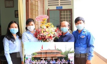 Tri ân Tổng phụ trách Đội, chắp cánh ước mơ cho học sinh có hoàn cảnh khó khăn