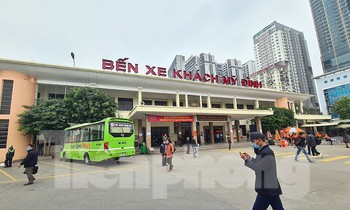 Bộ GTVT chỉ thị cấm phương tiện chở khách dừng đón/trả khách tại các vùng, địa phương có dịch COVID-19. Ảnh minh hoạ.