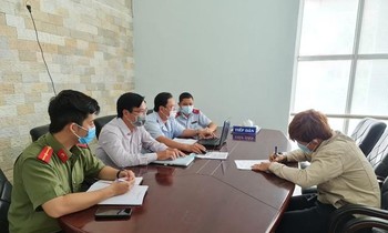 Cơ quan chức năng làm việc với chủ fanpage đăng thông tin gây hoang mang liên quan dịch COVID-19.