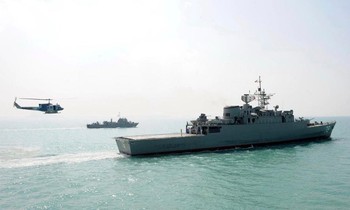 Tàu khu trục lớp Jamaran. Ảnh minh họa: AP.