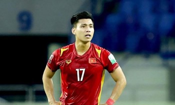 HLV Park Hang Seo nói gì về pha sút hỏng penalty của Văn Thanh?
