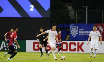 Xuân Trường chơi năng nổ trong trận Việt Nam- Lào