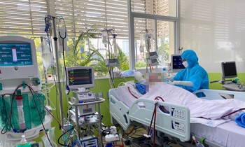 Bệnh nhân 91 thời điểm nặng được điêù trị tích cực ở BV Chợ Rẫy- ảnh L.N