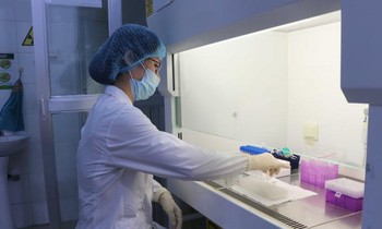 Một công nhân trong KCN ở Bắc Giang dương tính với SARS-CoV-2