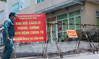 Chung cư Sunview Town bị phong tỏa.
