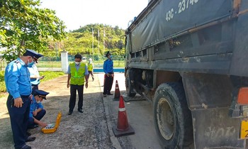 xe quá tải gia tăng trong thời gian gần đây.