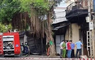 Xô xát với em gái, anh trai đổ xăng châm lửa đốt khiến cả 2 chết cháy