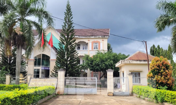 Trụ sở Công ty phát triển hạ tầng Khu công nghiệp Hòa Phú