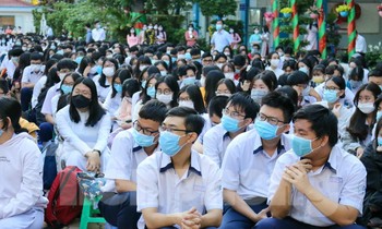 Nhiều phụ huynh mong sớm được tiêm vắc xin phòng COVID-19 cho học sinh trước khi quay lại trường học