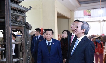 Tìm giải pháp phát triển làng nghề trên cả nước.