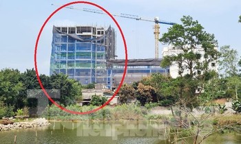 Hà Nội: Kiểm điểm loạt cán bộ vụ công trình 'khủng' 9 tầng mọc trên Đồi Vua