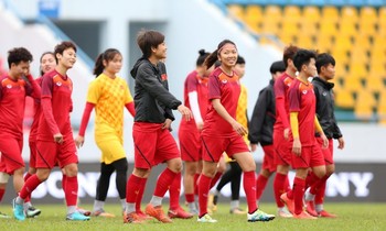 Đội tuyển bóng đá nữ Việt Nam sẽ nỗ lực trước Úc ở trận đấu lúc 18h30 chiều nay trên sân Cẩm Phả. (ảnh Nhật Tuấn Hà)