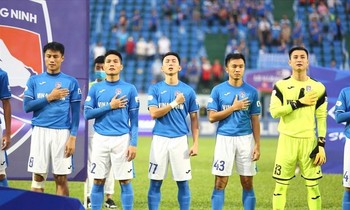 Quảng Ninh tan tác sau nhiều năm tạo được điểm nhấn ở V-League.