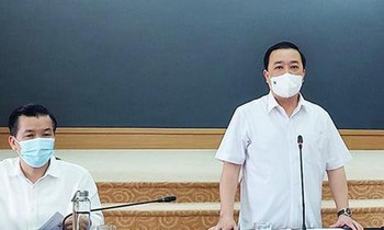 Phó Chủ tịch UBND thành phố Hà Nội phát biểu tại cuộc họp