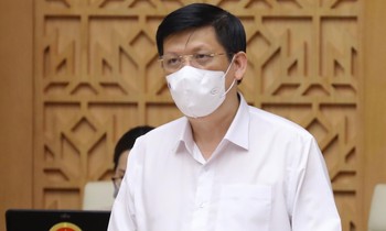 Bộ trưởng Bộ Y tế: Có thể thêm các ổ dịch chưa kiểm soát được, tình trạng báo động cao