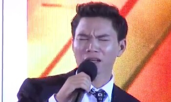 X-Factor: Quang Đại tròn trịa hát 'Mười năm tình cũ'