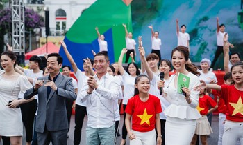 Nghệ sĩ tham gia phát động Ngày tử tế 2019