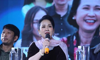 Mẹ chồng quốc dân NSND Lan Hương thành ‘Bà nội quái kiệt’