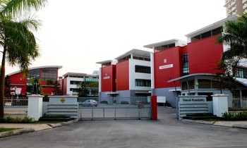 Trường quốc tế Hà Nội Academy bị tố âm thầm tăng học phí