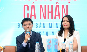 Chủ tịch GBM Nguyễn Mến chia sẻ tại lễ ra mắt sách xây dựng thương hiệu cá nhân cho người trẻ