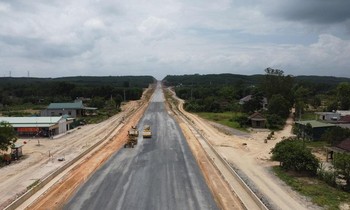 Thủ tướng yêu cầu đẩy nhanh giải ngân vốn đầu tư công