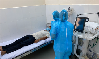 Bên trong bệnh viện 300 giường chuyên điều trị bệnh Covid-19